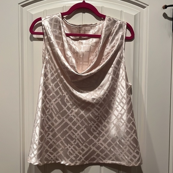 3 great staple work career tops- black,cream and leopard. Size  XL/ 1X
like new - Picture 5 of 14